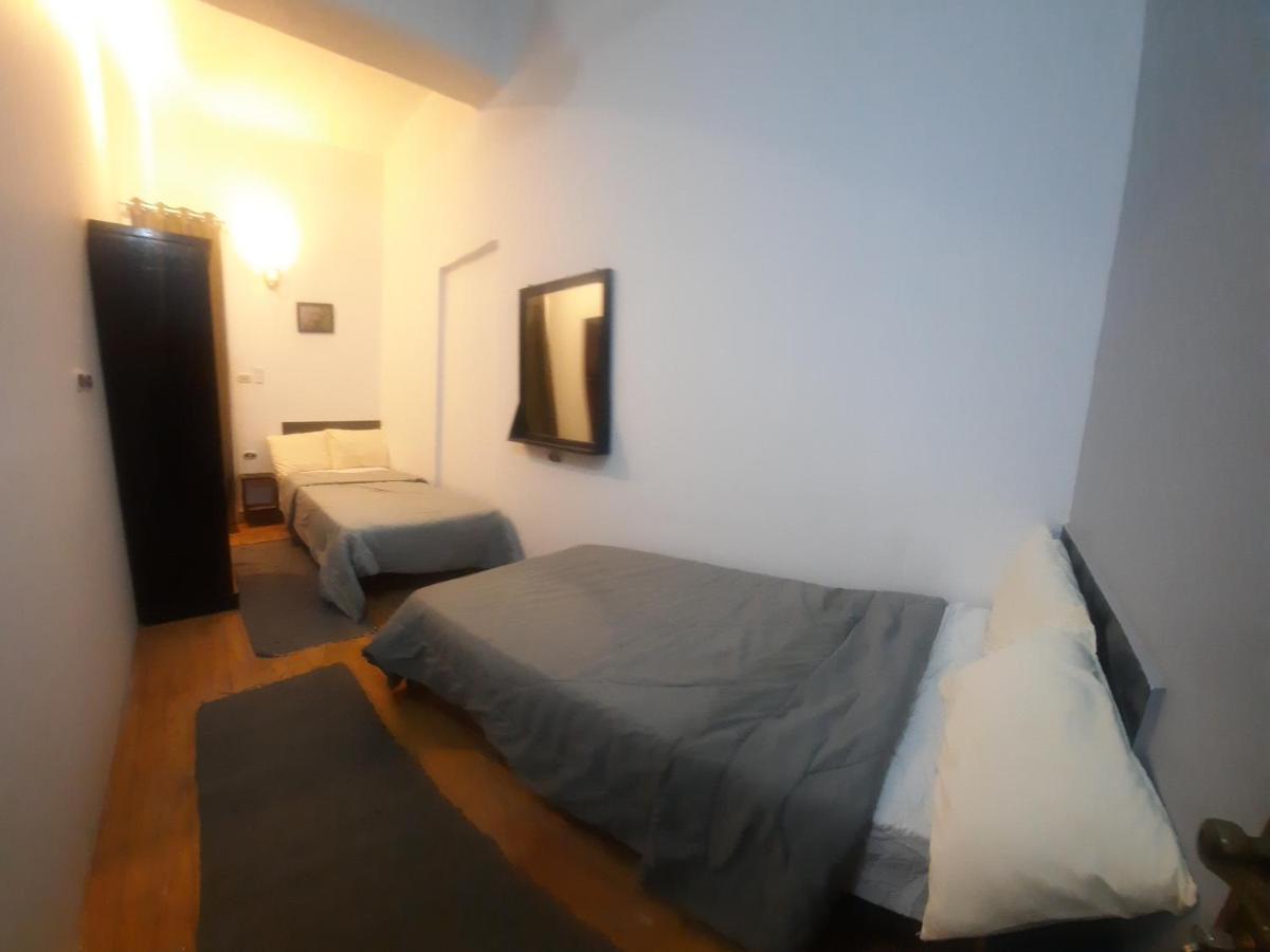 Happy Life Hostel Кайро Екстериор снимка