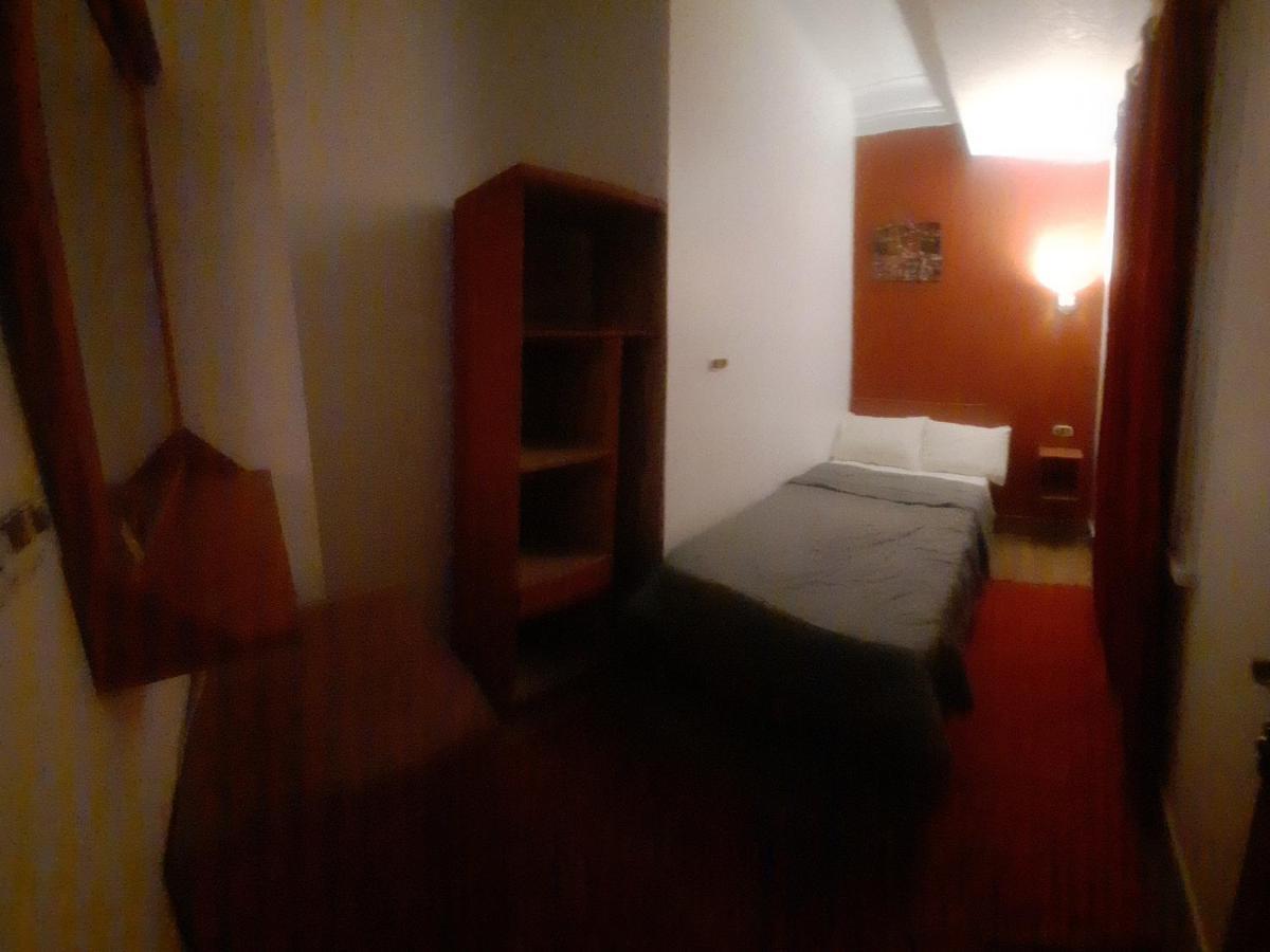 Happy Life Hostel Кайро Екстериор снимка